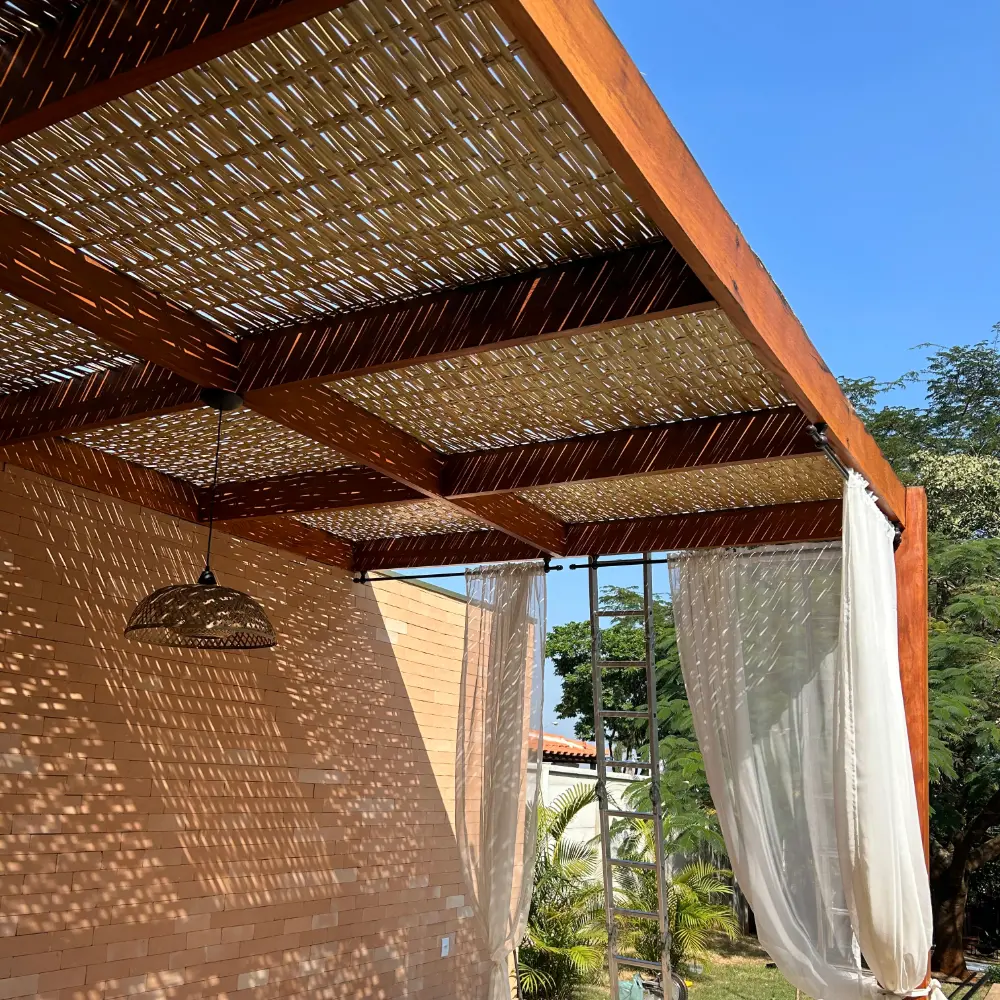 Pergolado em Madeira